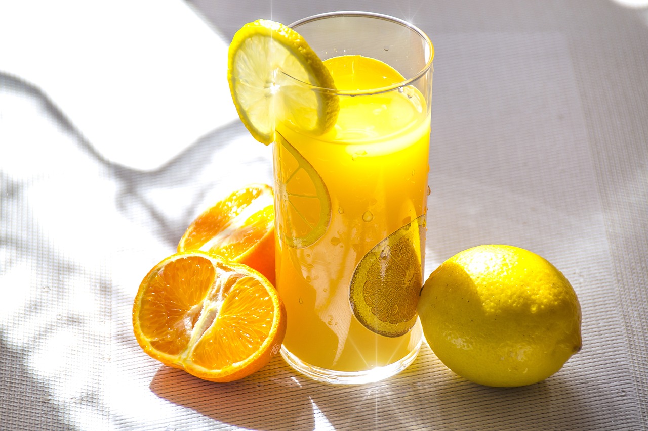 Minum Jus Jeruk Setiap Hari Kurangi Resiko Penyakit Jantung